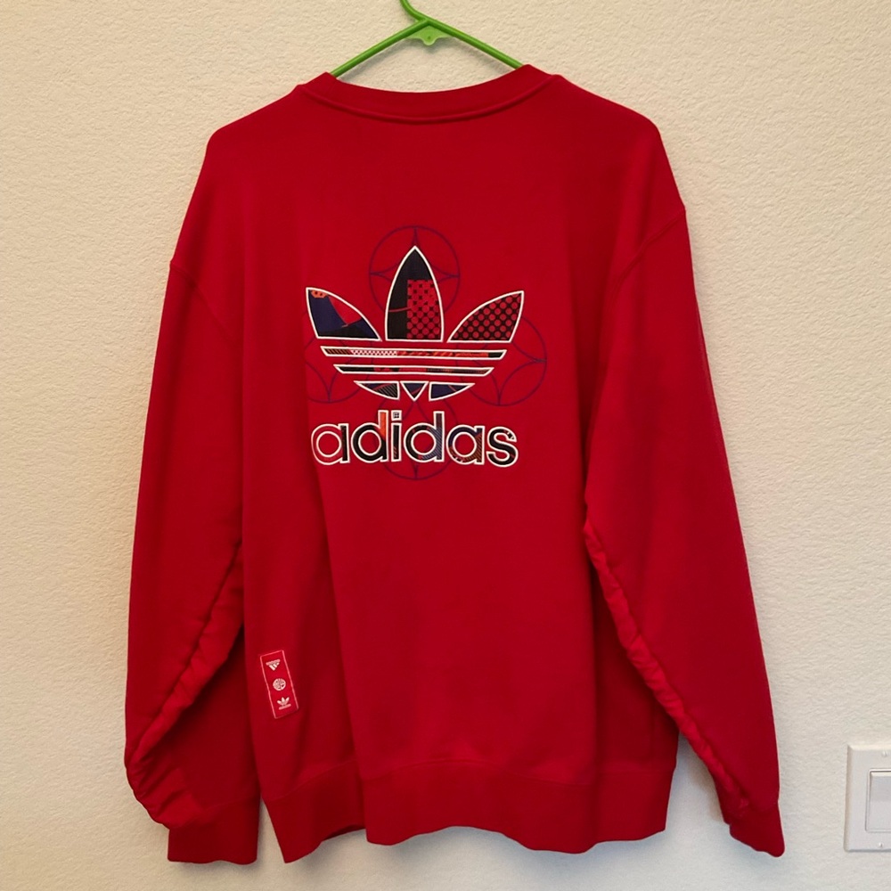 Adidas Mens sweat shirt used